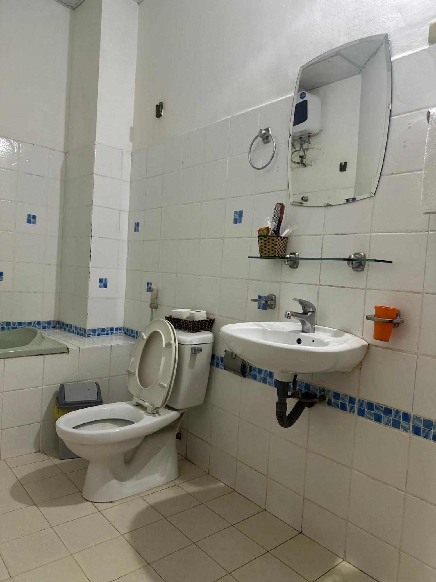 Dong Loi Hotel هوي المظهر الخارجي الصورة